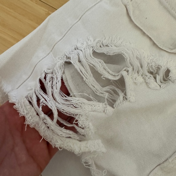 White Distressed Shorts - Picture 4 of 4